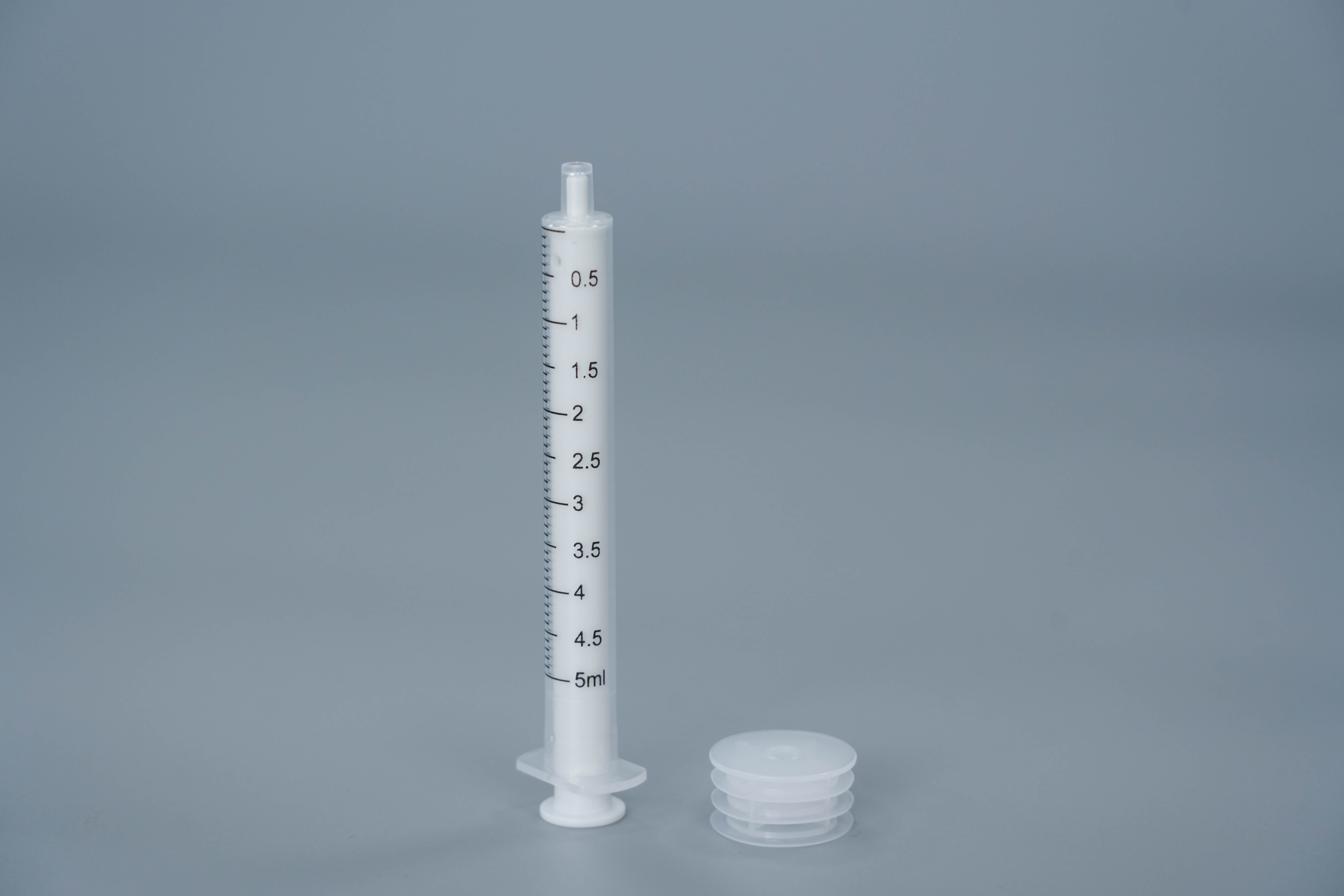 口服給藥器在利奈唑胺干混懸劑中的應(yīng)用